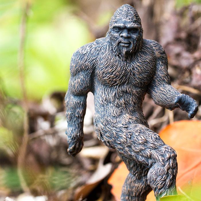 2019 Bigfoot plastic figure from Safari Ltd (Item #100305) - Image 2