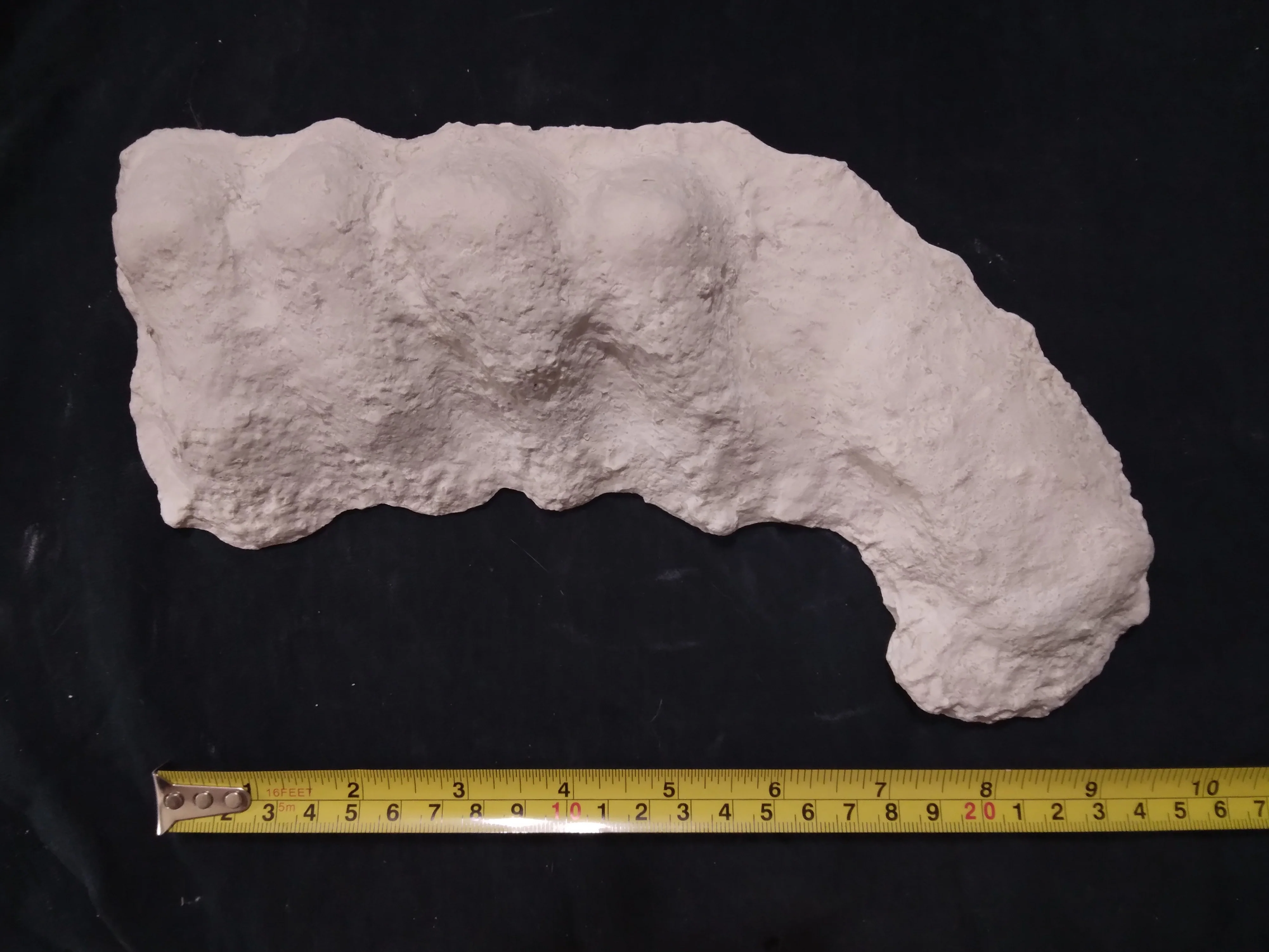 1982 Bigfoot / Sasquatch knuckle print cast replica - Image 2