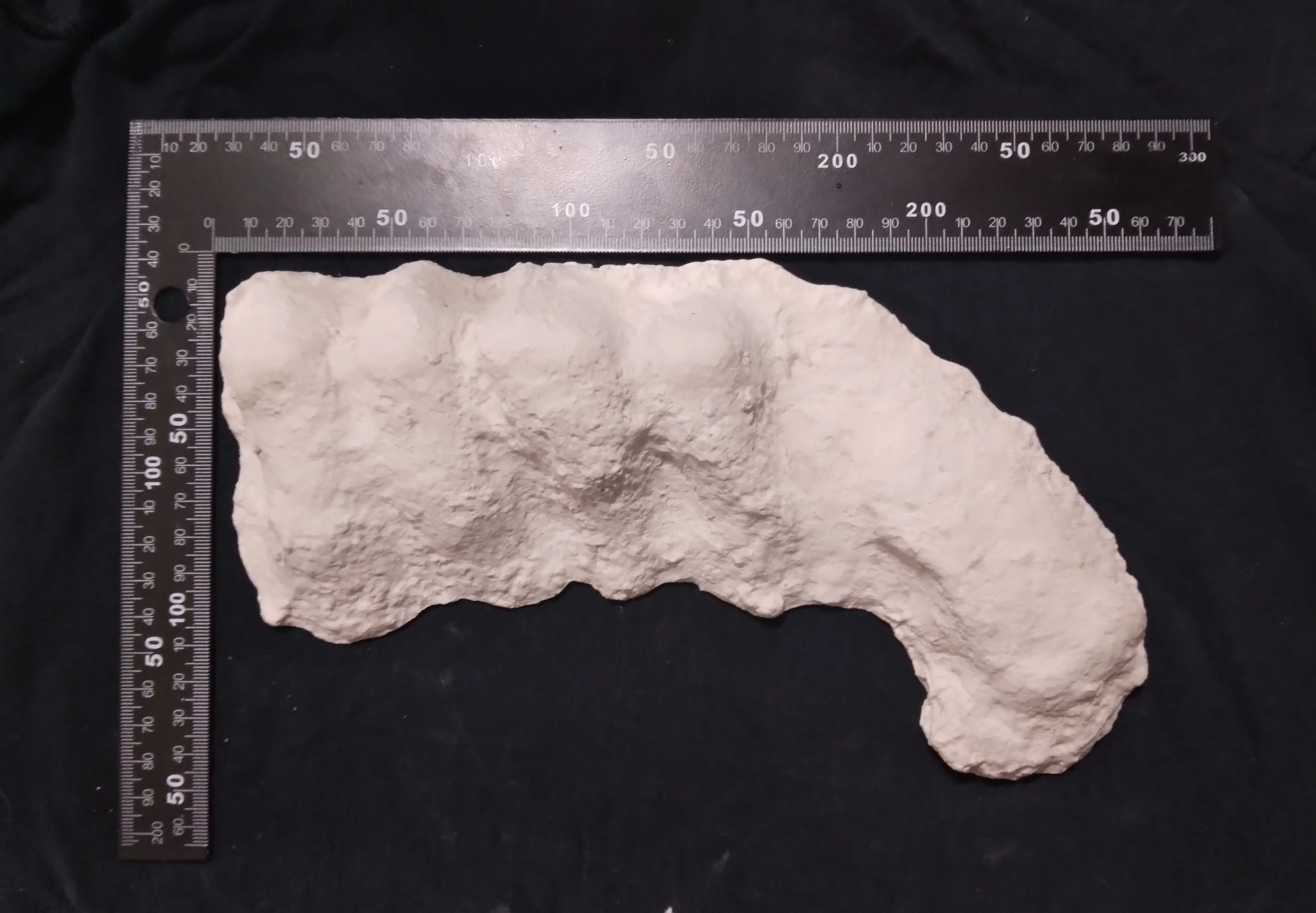1982 Bigfoot / Sasquatch knuckle print cast replica - Image 3