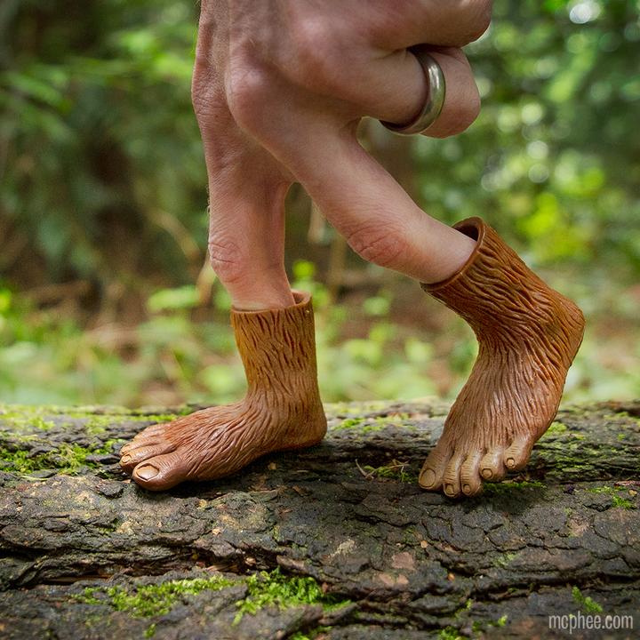 Bigfoot Finger Feet Fidget Toy - Image 6