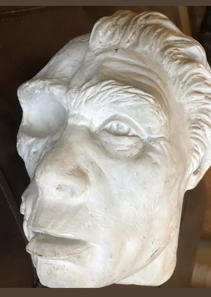 Gary Prazen Plaster Neanderthal Cast Replica - Image 5